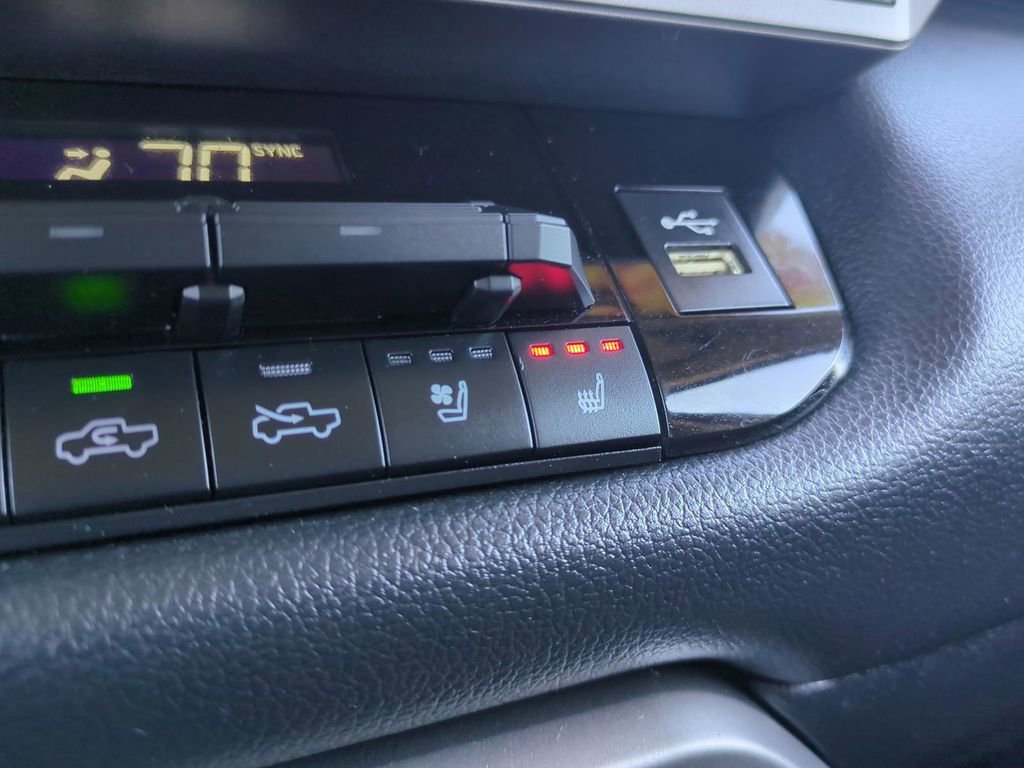 Used 2023 Toyota Tundra Limited w/ TRD Off-Road Package image 26