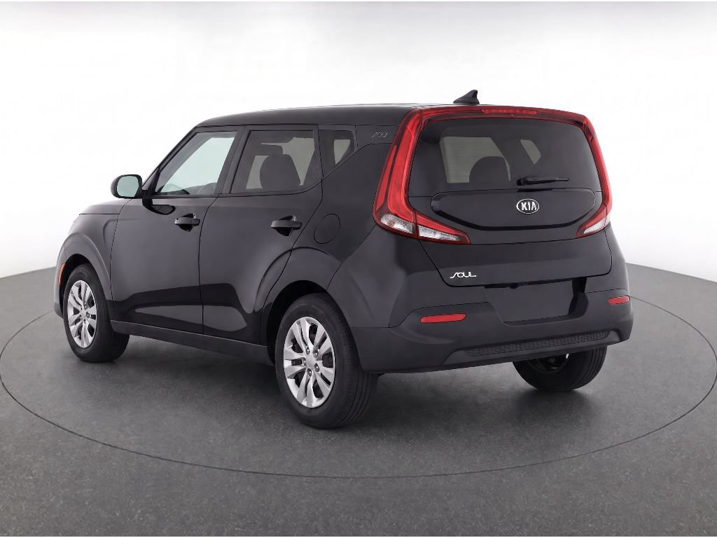 Used 2021 Kia Soul LX FWD image 3