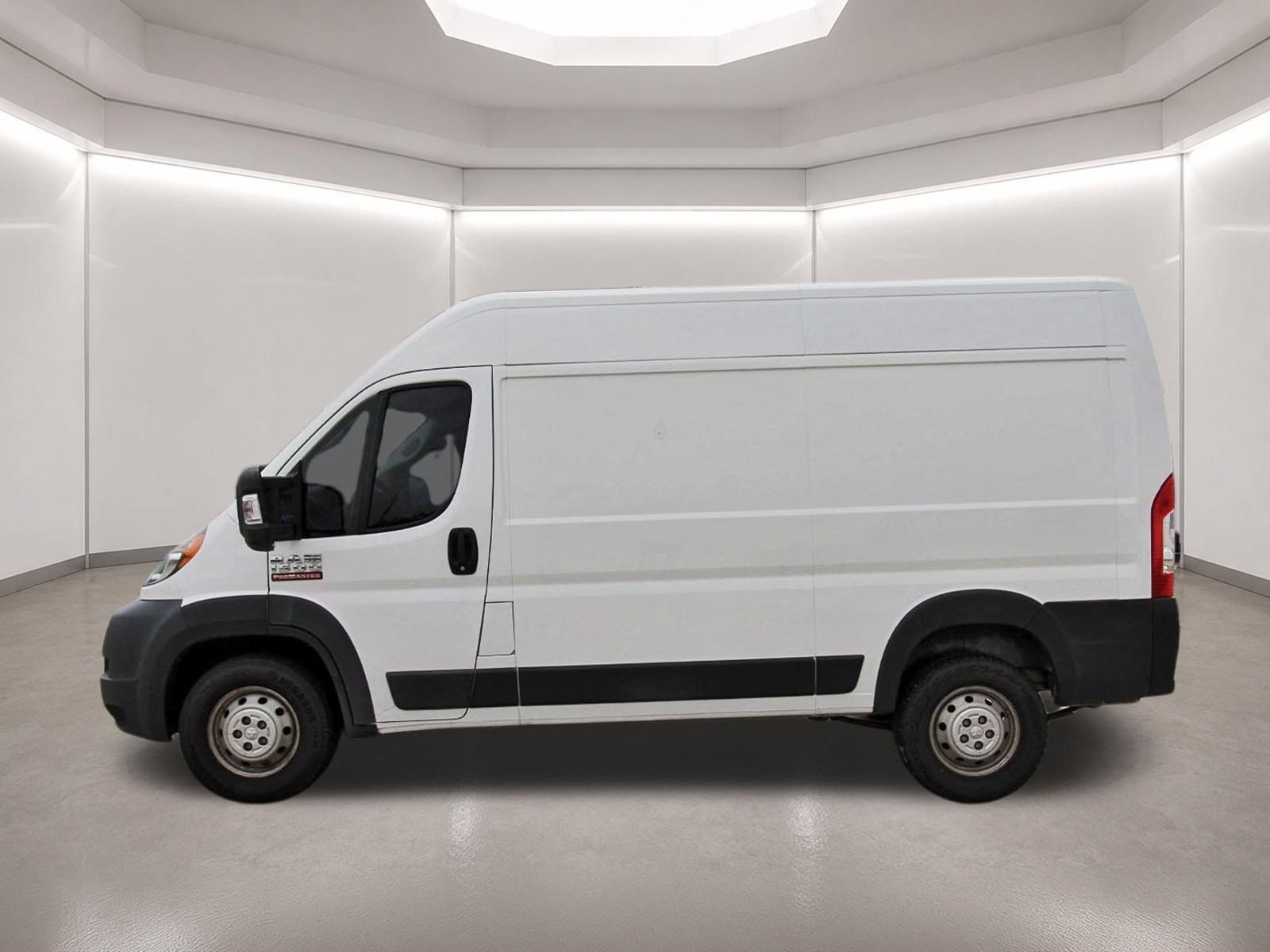 Used 2020 RAM ProMaster 1500 w/ Interior Convenience Group FWD image 4