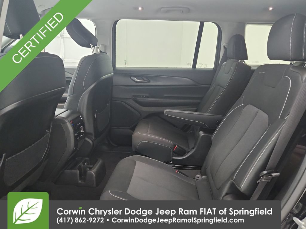 Used 2023 Jeep Grand Cherokee L Laredo AWD/4WD image 20
