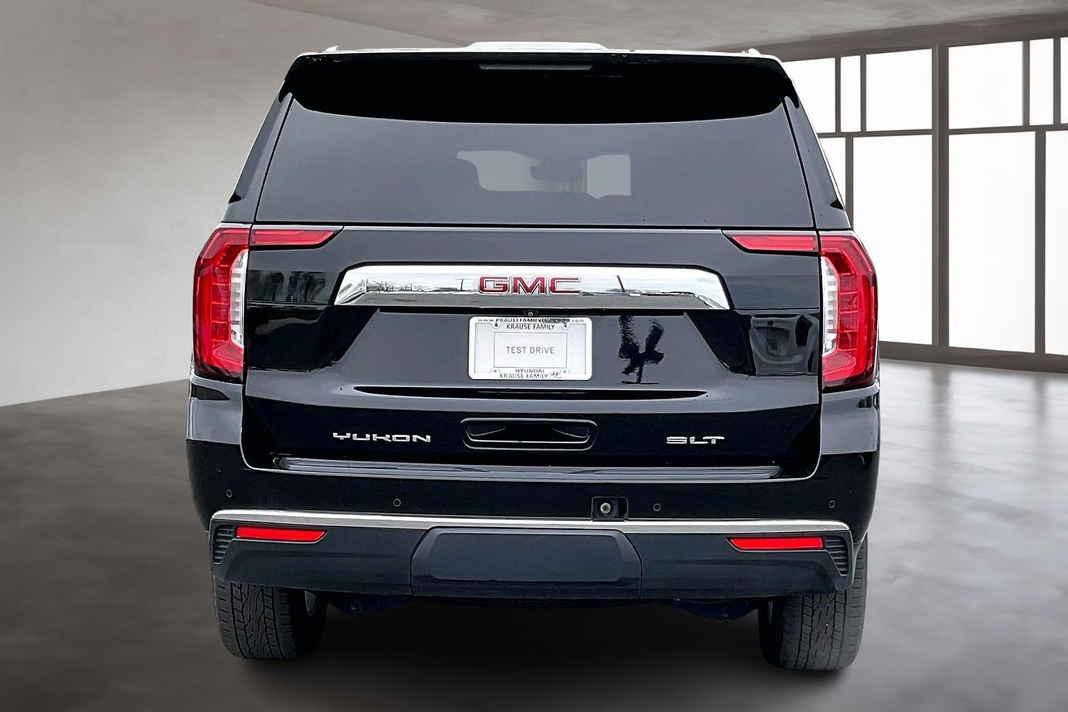 Used 2024 GMC Yukon XL SLT image 5