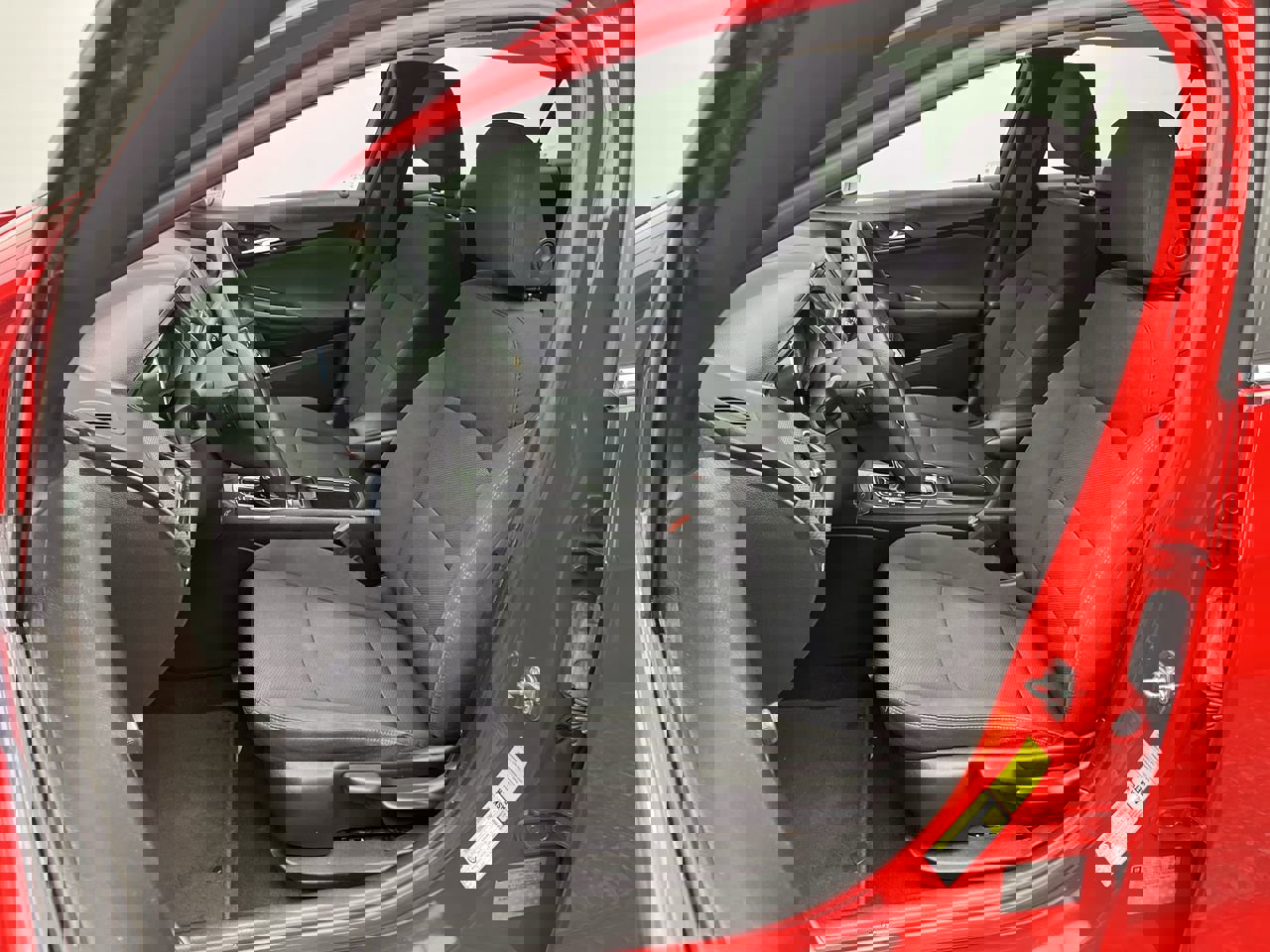 Used 2017 Chevrolet Cruze LT image 8