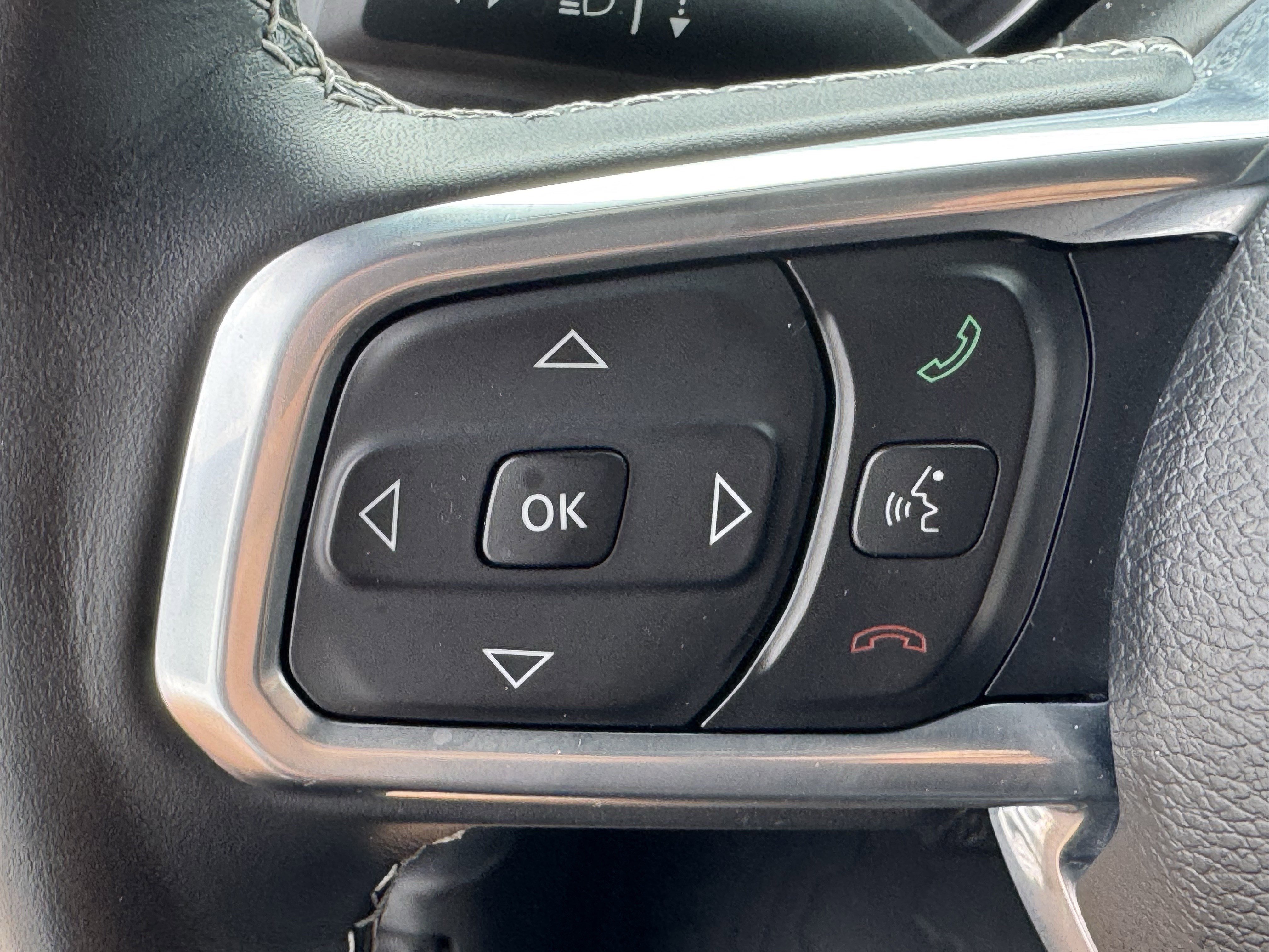 Used 2023 Jeep Wrangler Sahara w/ Cold Weather Group image 24