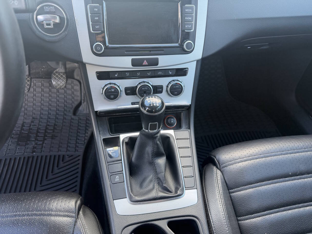Used 2013 Volkswagen CC Sport FWD image 11