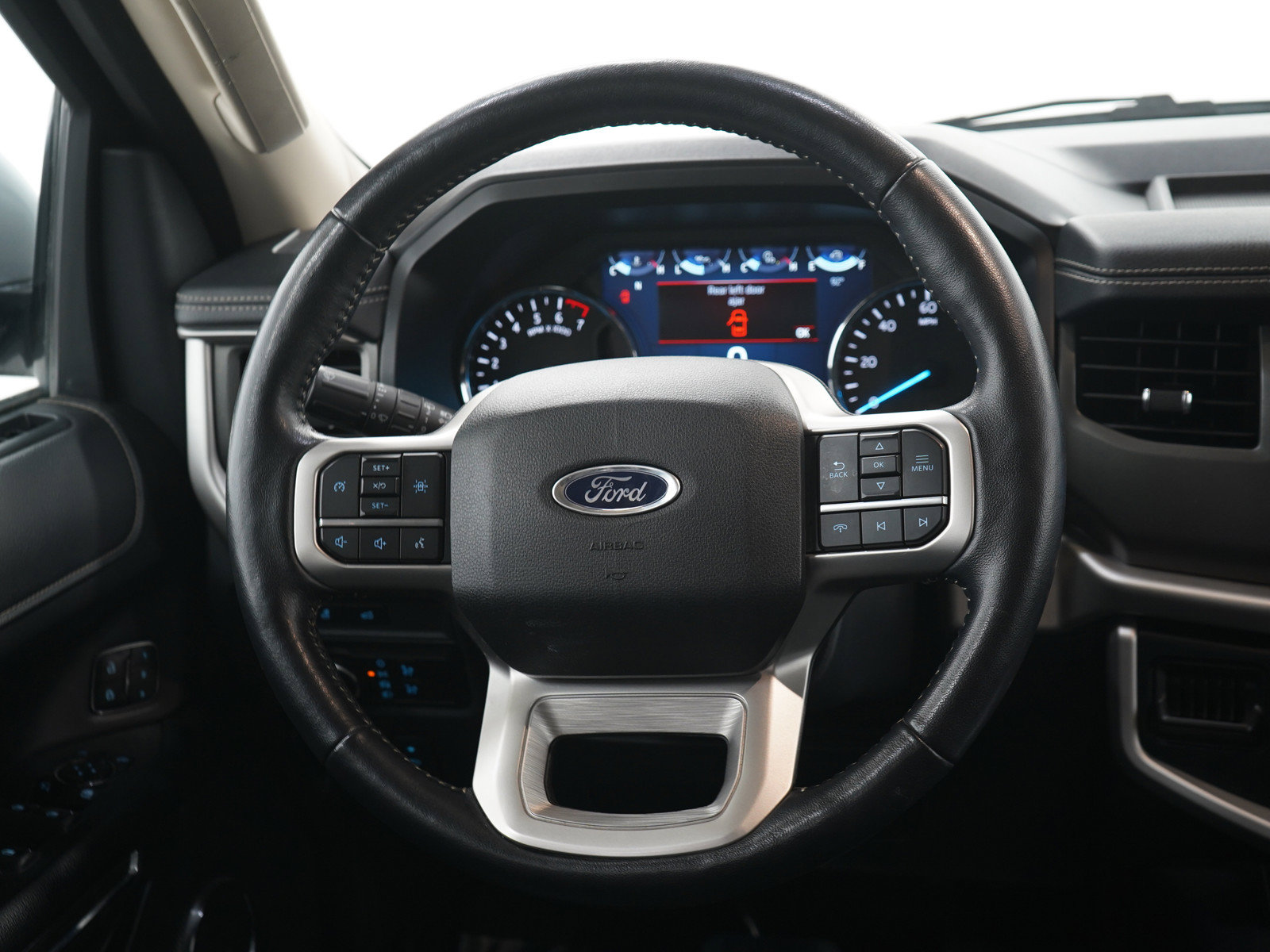 Used 2023 Ford Expedition Max XLT AWD/4WD image 15