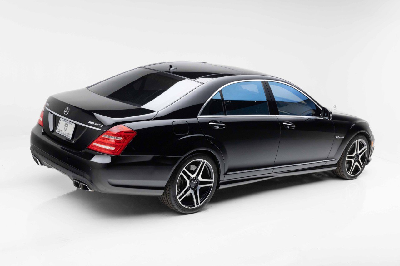 Used 2012 Mercedes-Benz S 63 AMG image 3