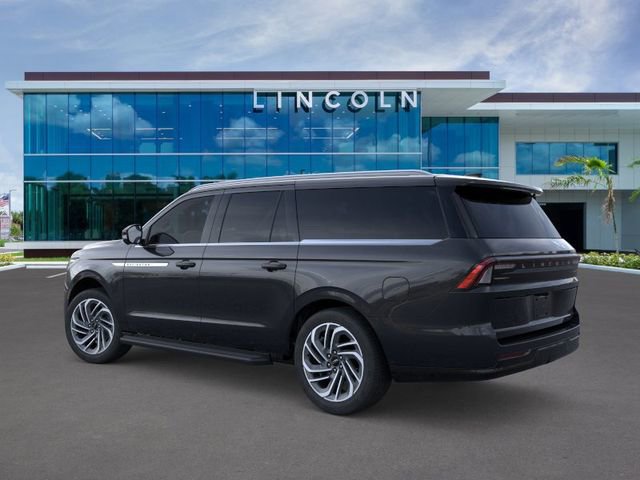 New 2026 Lincoln Navigator L Premier AWD/4WD image 4