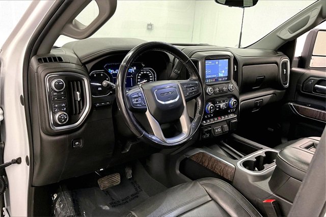 Used 2022 GMC Sierra 3500 Denali w/ Denali Ultimate Package image 13