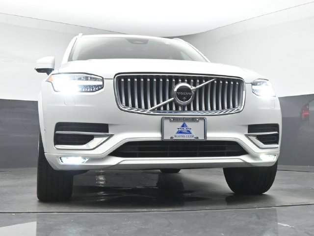 Used 2025 Volvo XC90 B6 Plus w/ Protection Package Premier AWD/4WD image 36