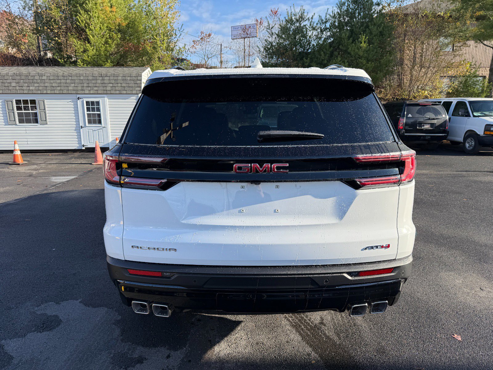 New 2026 GMC Acadia AT4 image 4