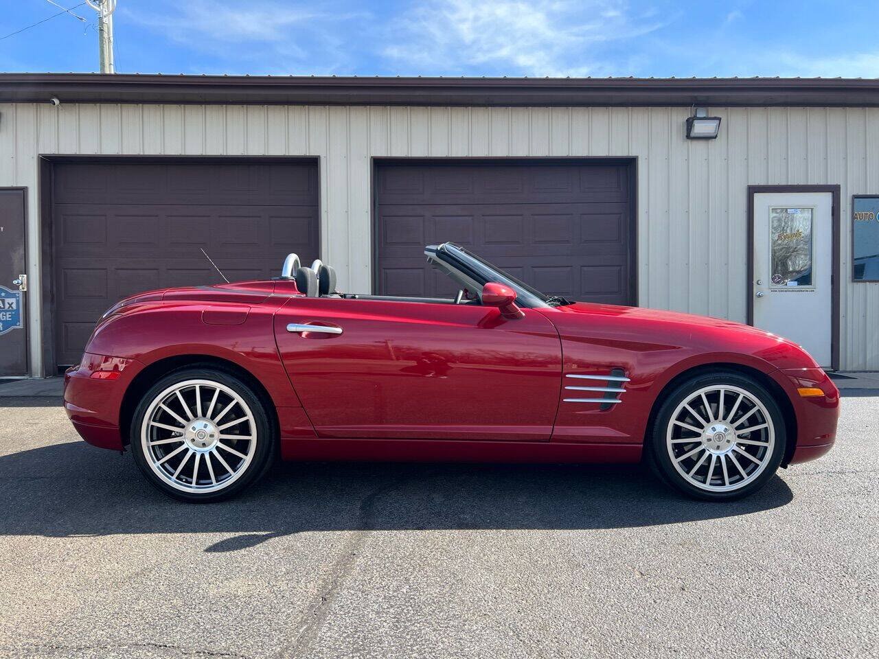 Used 2007 Chrysler Crossfire Convertible w/ Special Edition Group RWD image 12