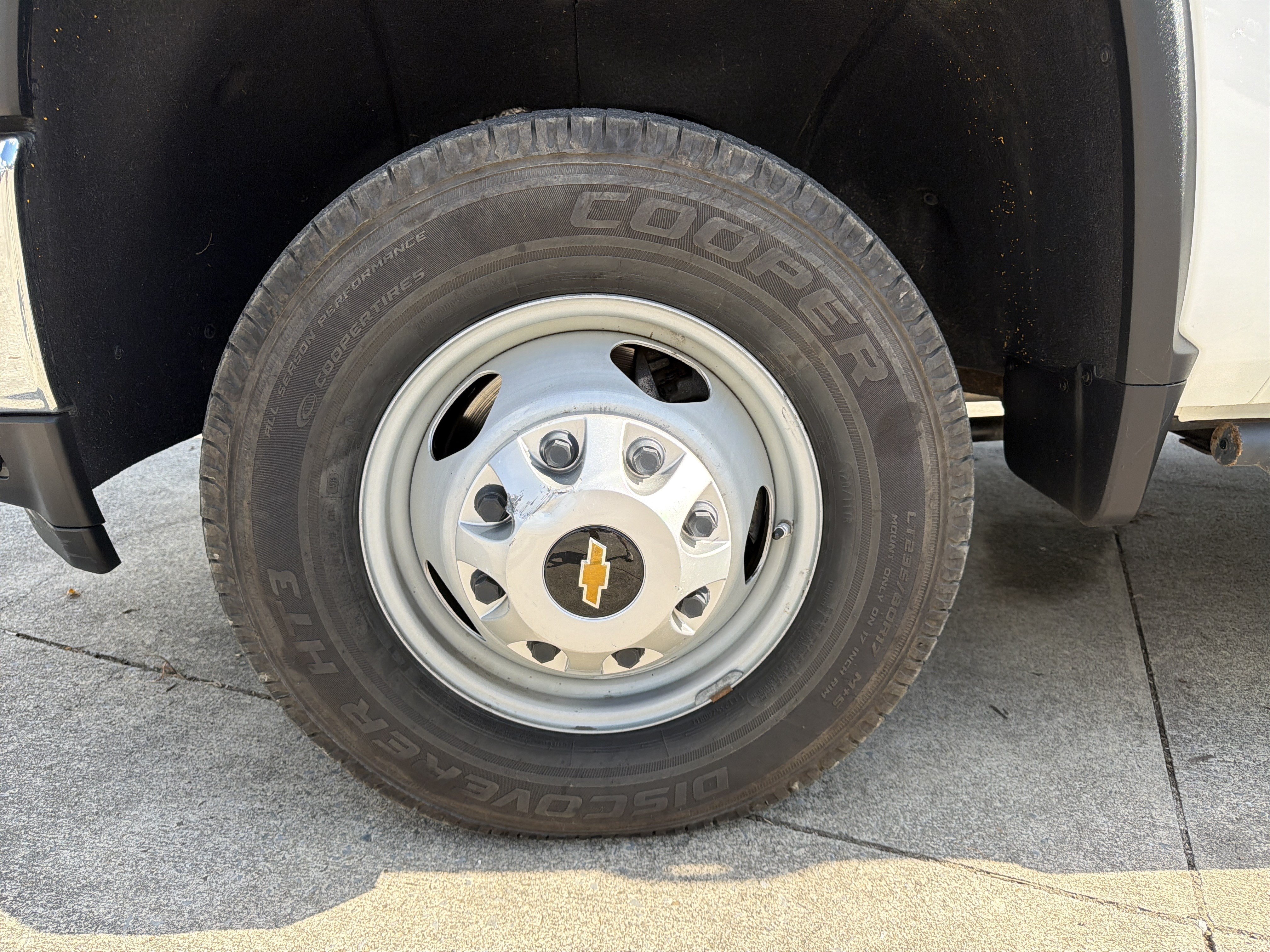 Used 2023 Chevrolet Silverado 3500 W/T w/ WT Convenience Package AWD/4WD image 11