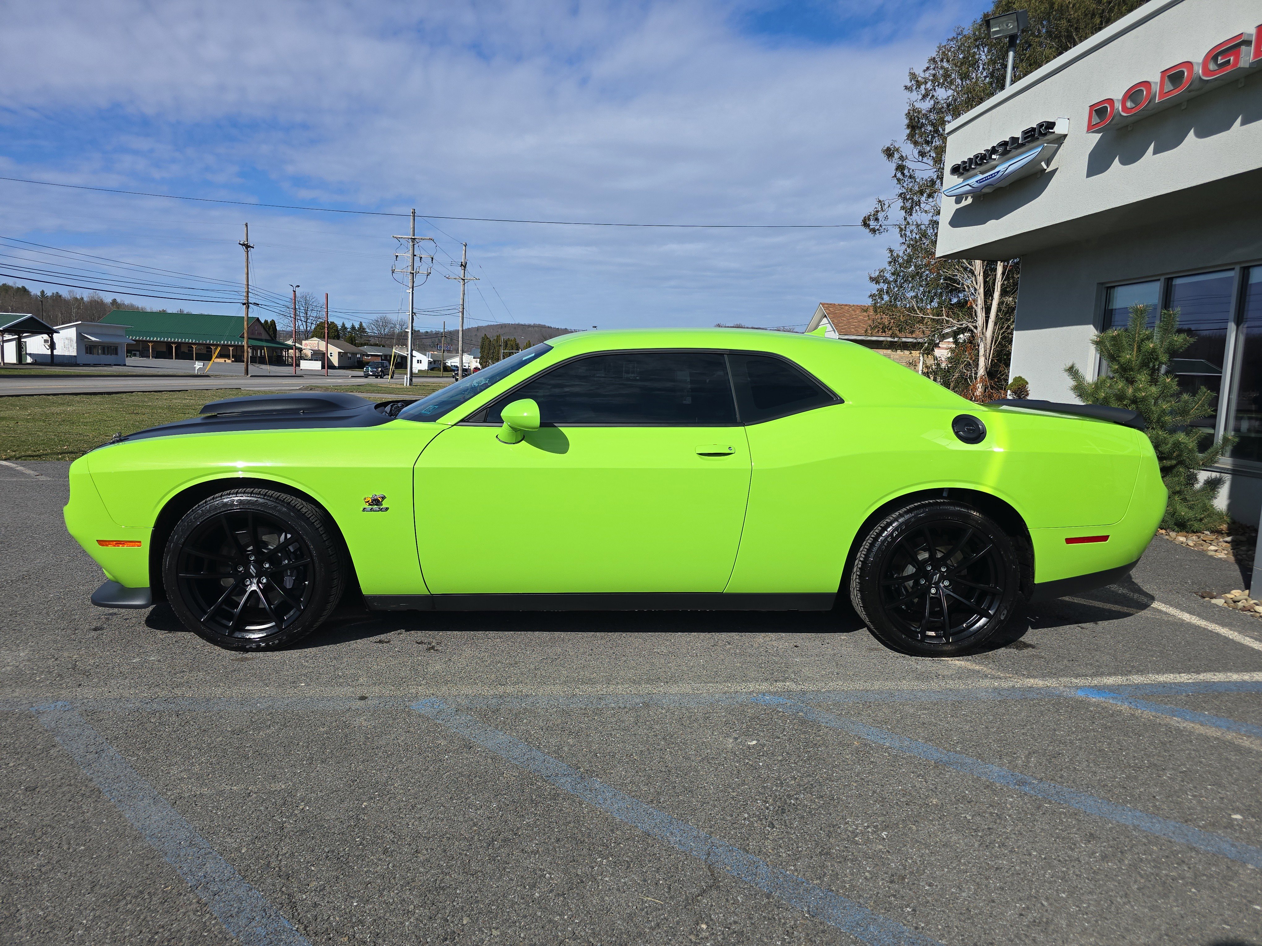 Used 2023 Dodge Challenger R/T Scat Pack image 7