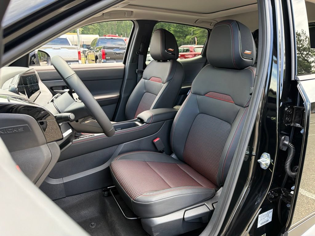 New 2026 Nissan Kicks SR w/ SR Premium Package AWD/4WD image 16