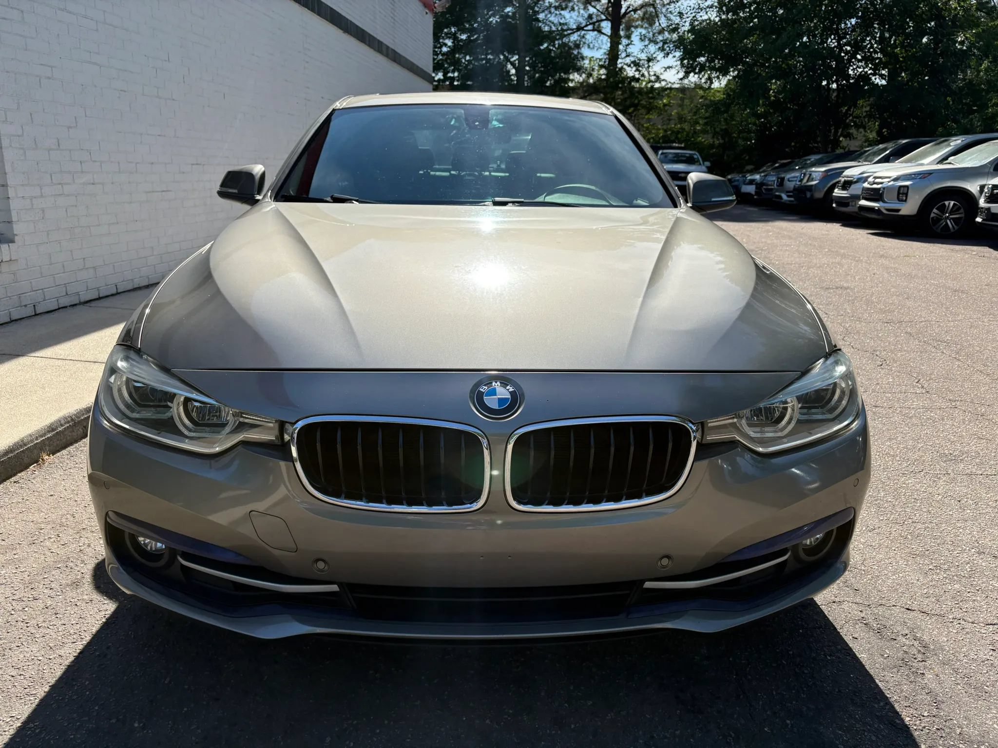Used 2017 BMW 330i xDrive Sedan AWD/4WD image 3