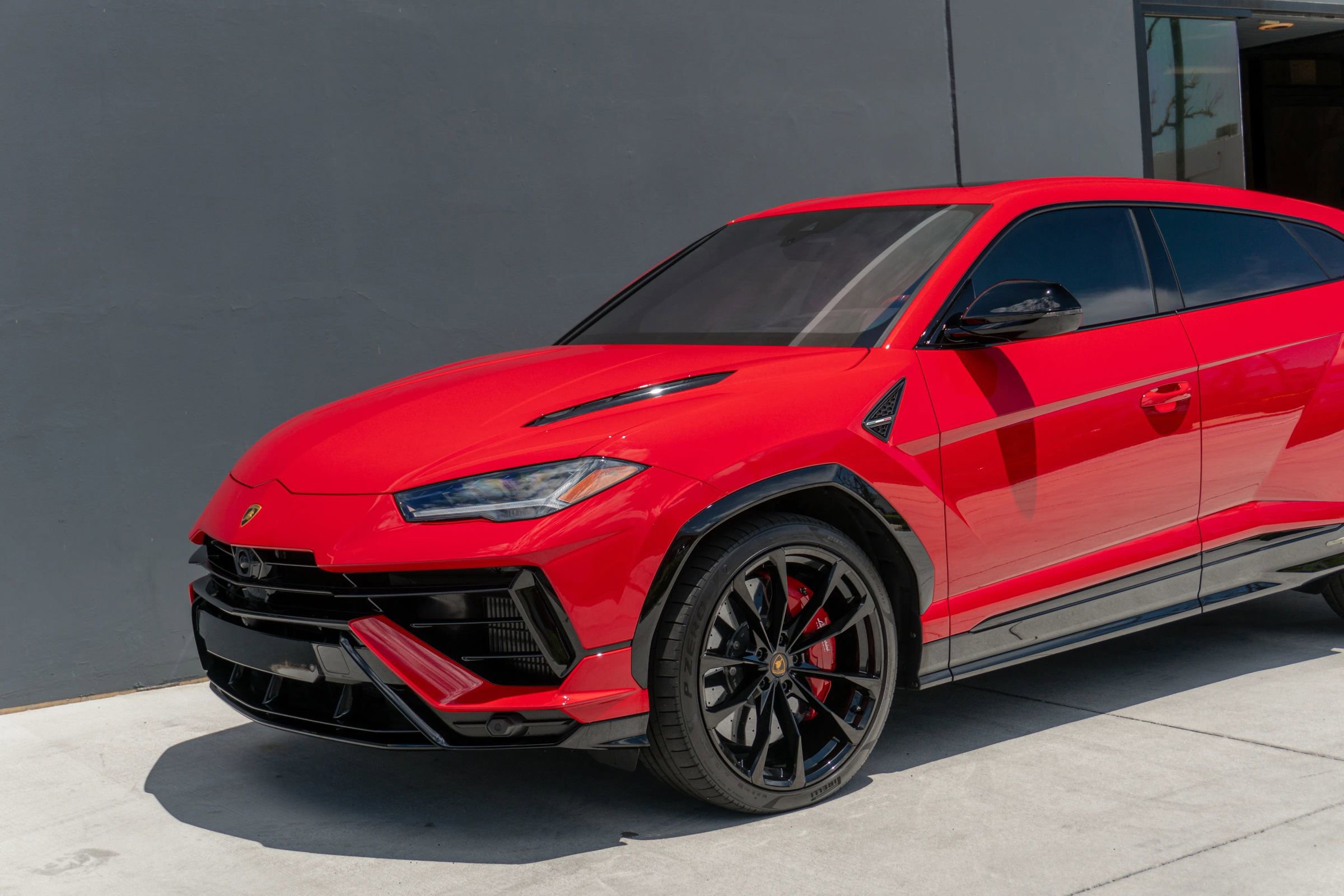 Used 2024 Lamborghini Urus S AWD/4WD image 19