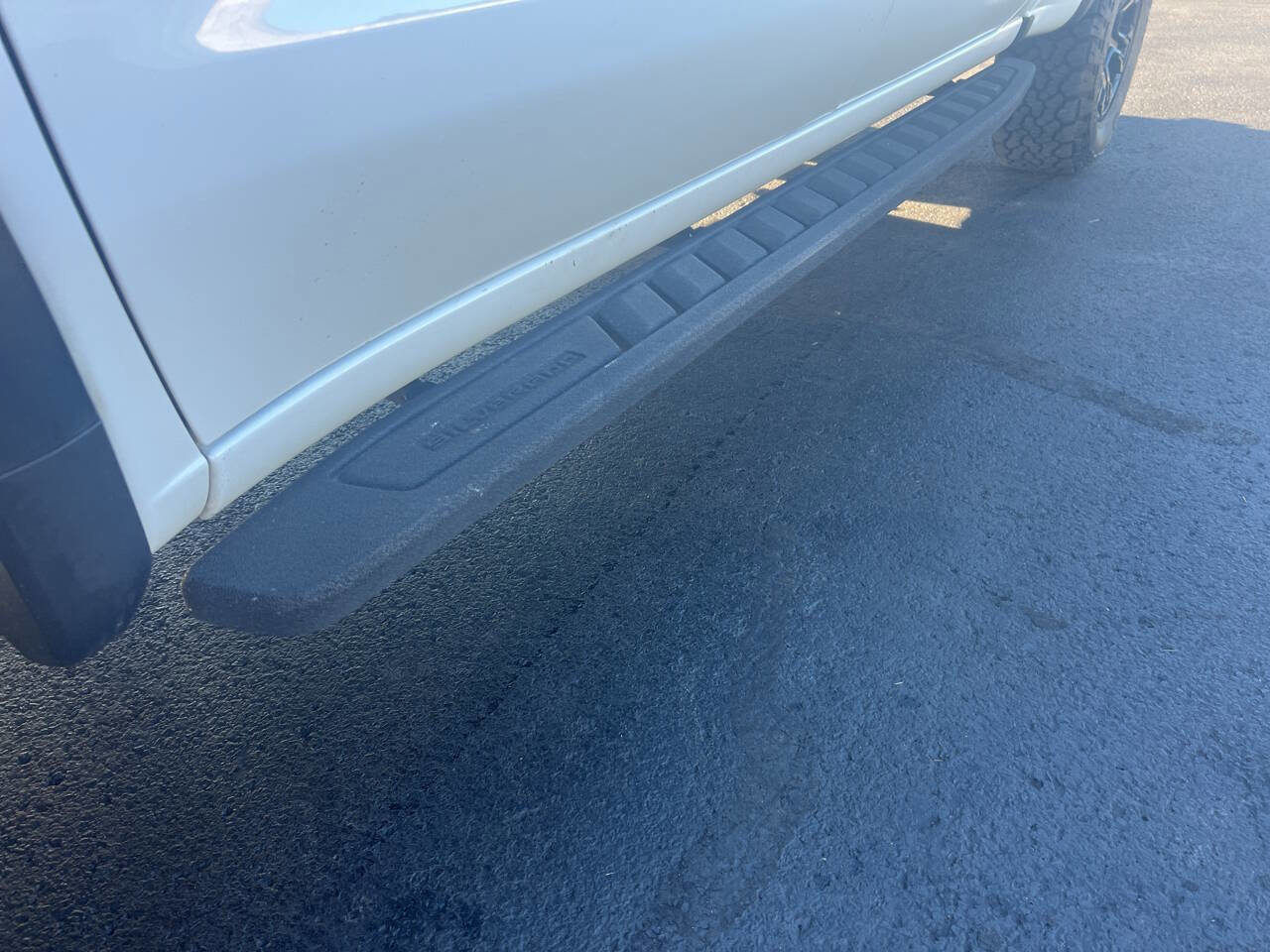 Used 2022 Chevrolet Silverado 1500 ZR2 w/ Technology Package image 16