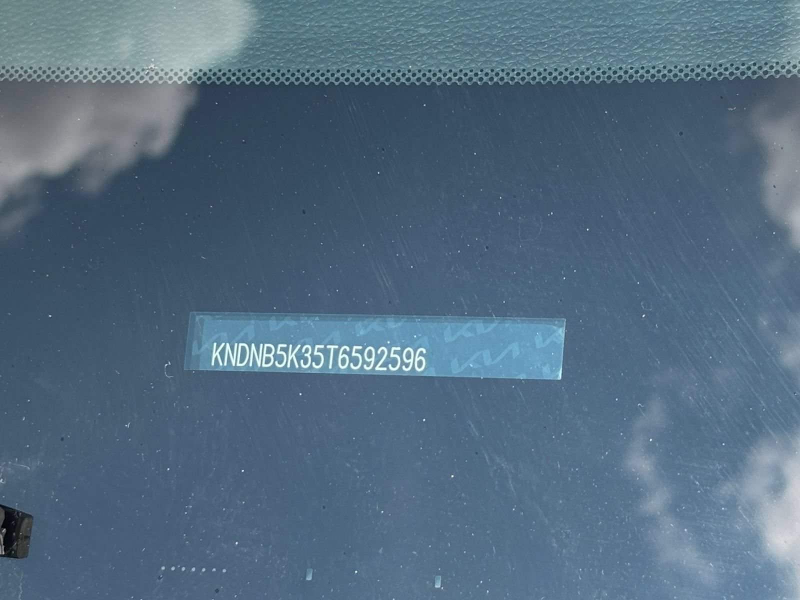 Used 2026 Kia Carnival FWD image 31