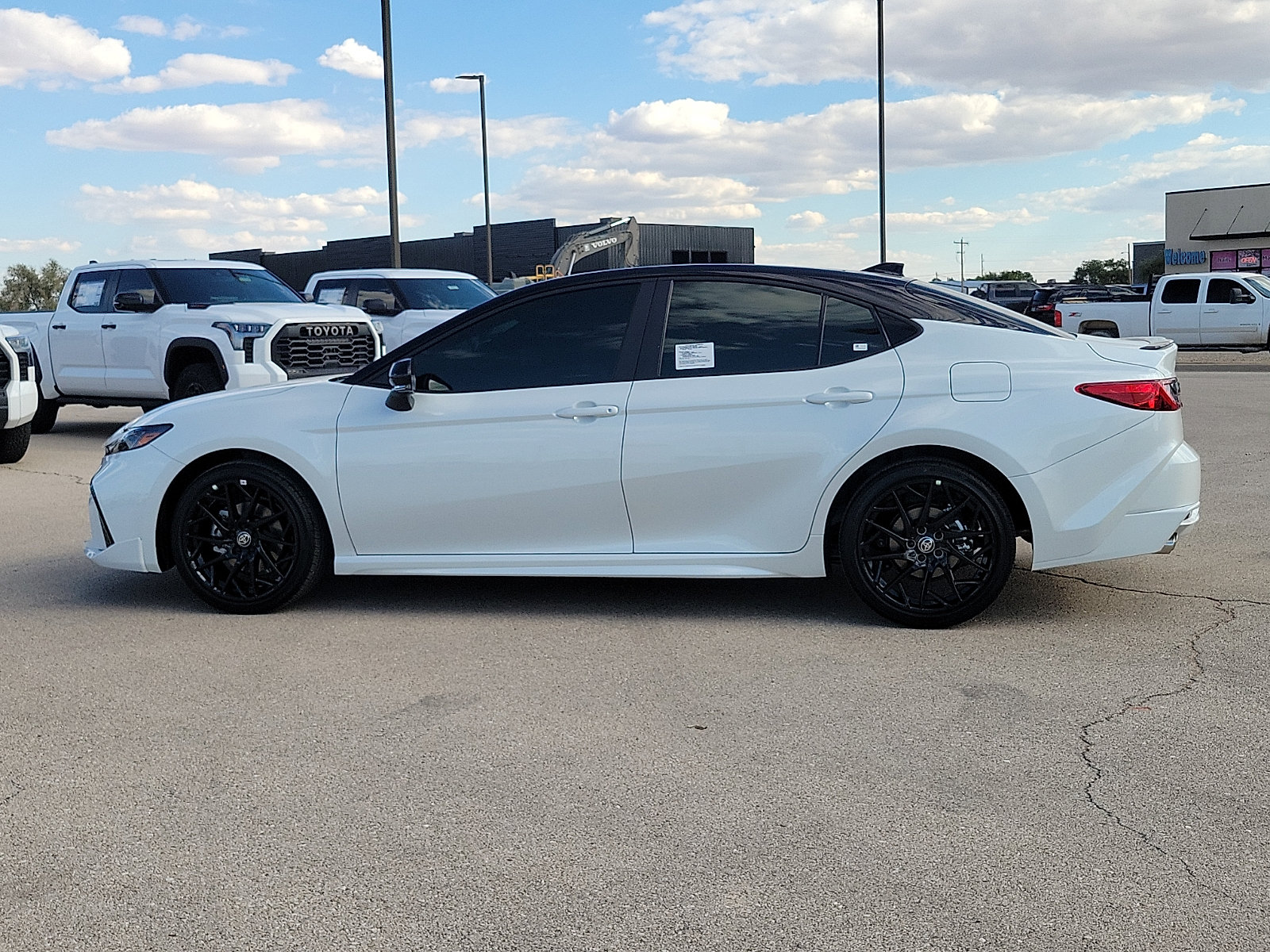 New 2026 Toyota Camry XSE w/ Premium Package AWD/4WD image 2