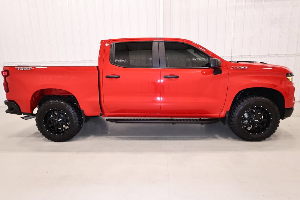 Used 2026 Chevrolet Silverado 1500 Custom Trail Boss AWD/4WD image 2