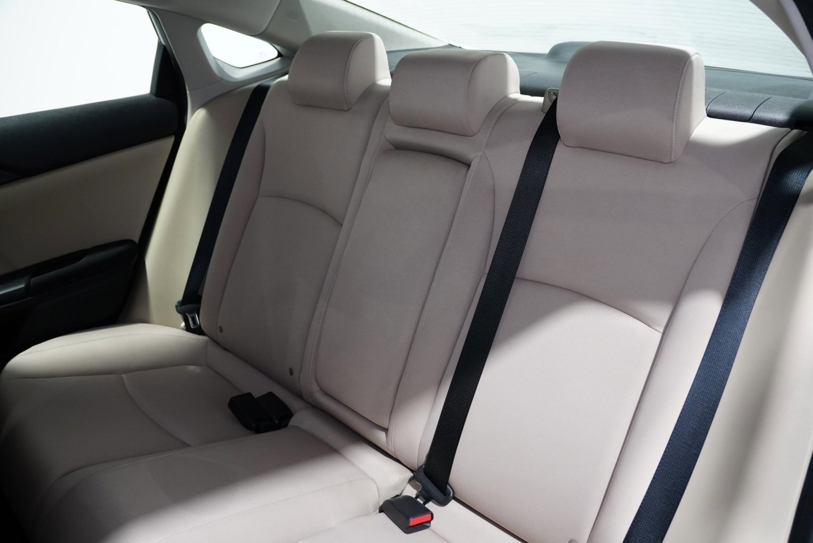 Used 2019 Honda Civic EX image 17