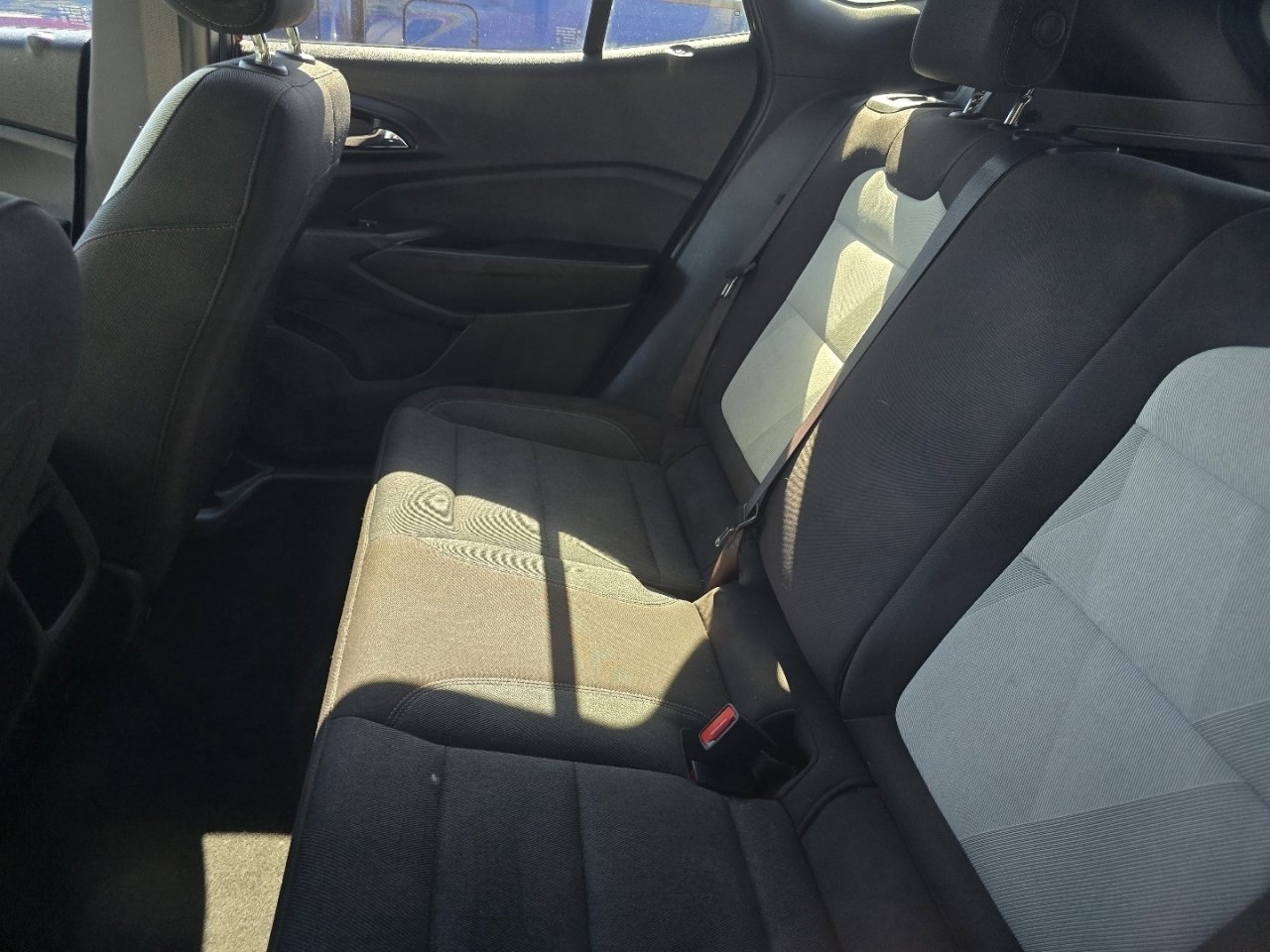 Used 2024 Chevrolet Trax RS FWD image 22