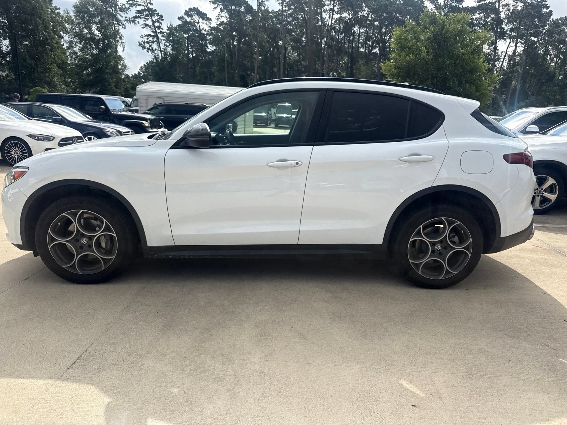Used 2021 Alfa Romeo Stelvio Sprint w/ Nero Edizione RWD image 7