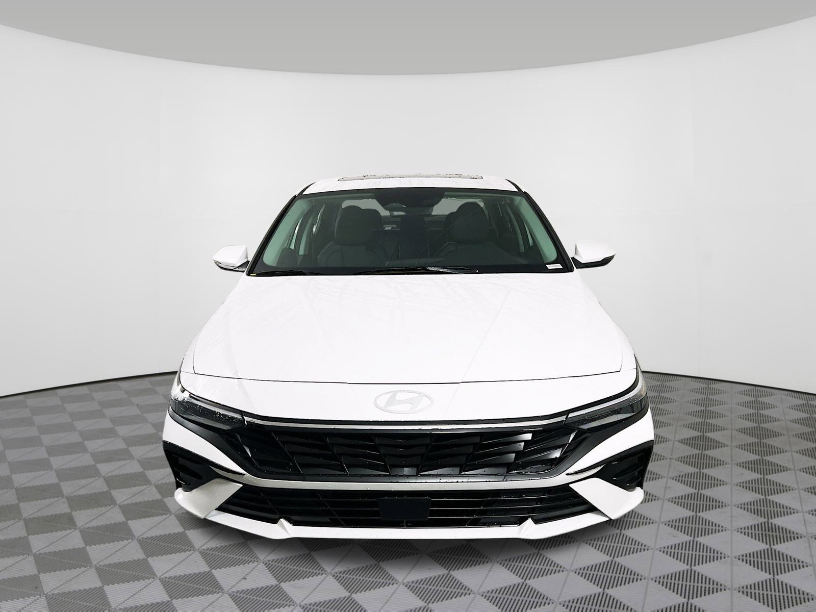 New 2025 Hyundai Elantra Limited FWD image 28