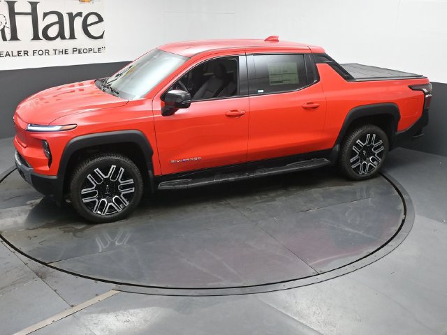 New 2026 Chevrolet Silverado EV LT AWD/4WD image 36
