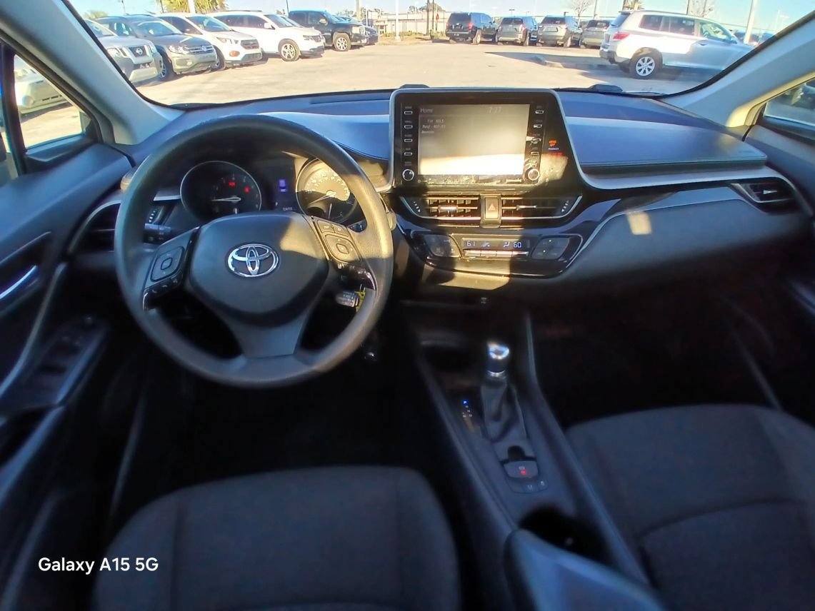 Used 2020 Toyota C-HR LE FWD image 24