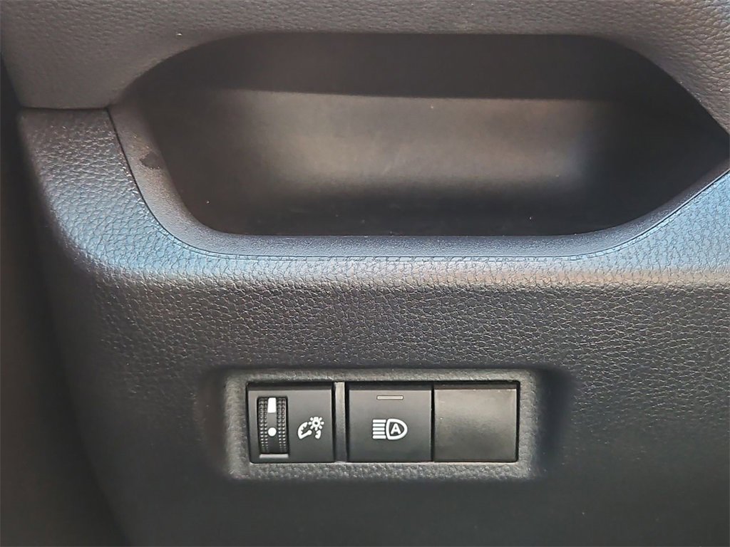 Used 2024 Toyota RAV4 LE image 17