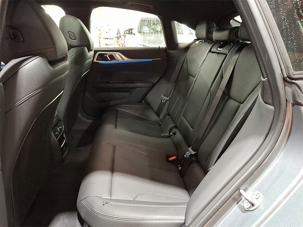 Used 2025 BMW i4 xDrive40i image 8