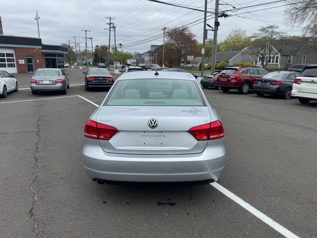 Used 2013 Volkswagen Passat 2.5 SE FWD image 9