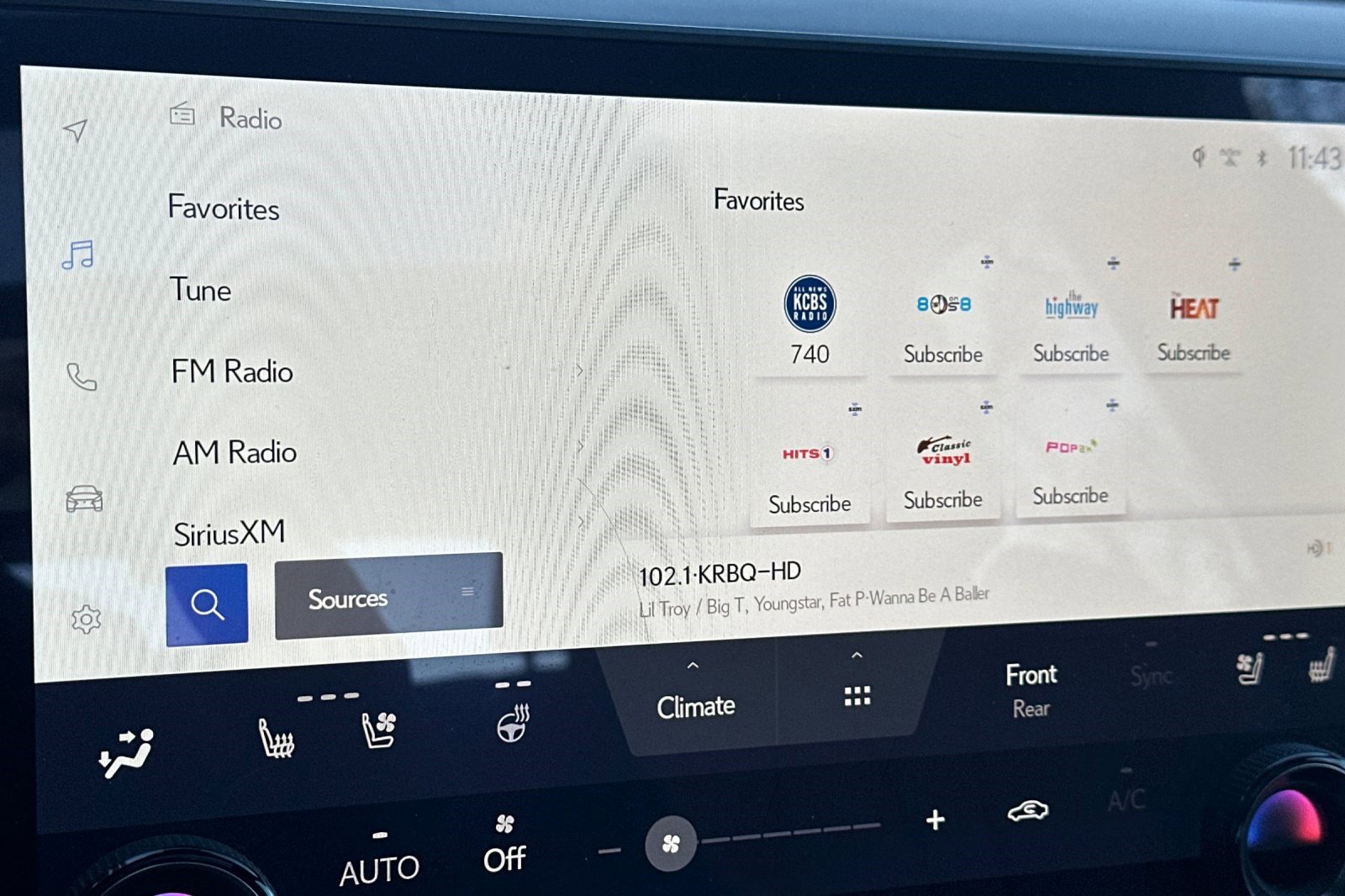 Certified 2023 Lexus RX 500h F Sport image 25