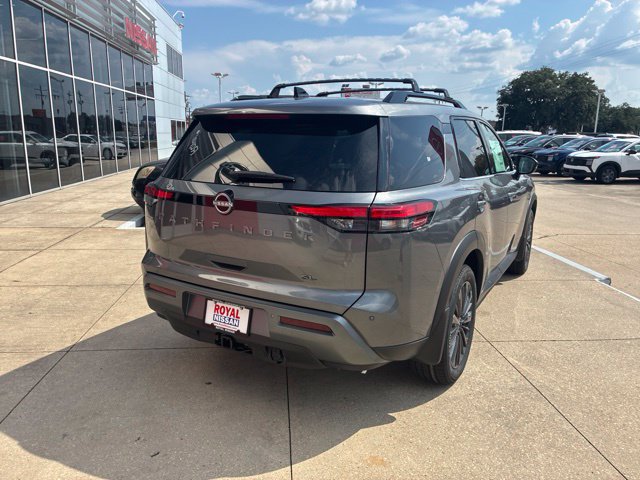 New 2026 Nissan Pathfinder SL w/ SL Premium Package FWD image 7