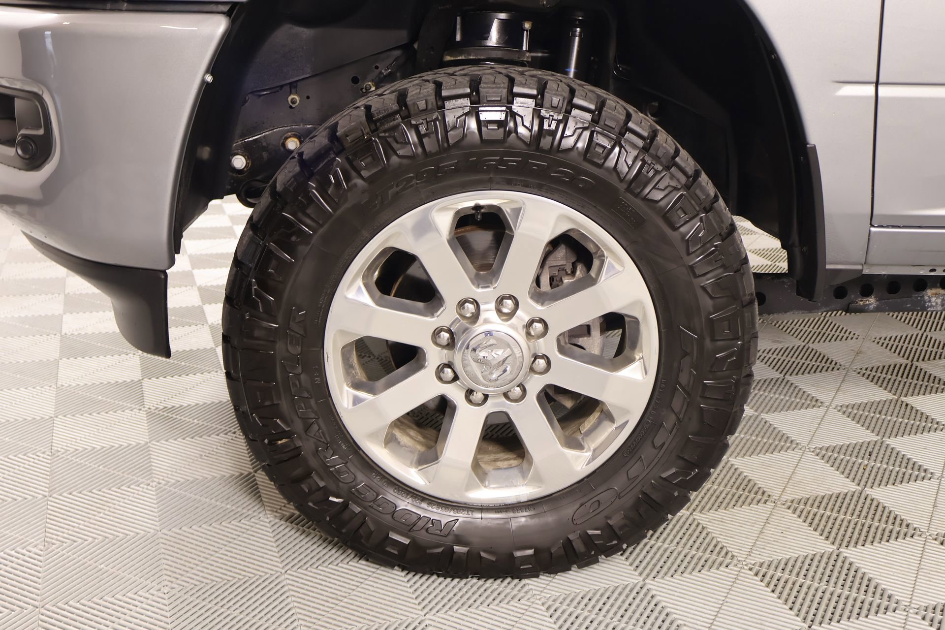 Used 2024 RAM 2500 Big Horn w/ Sport Appearance Package image 17