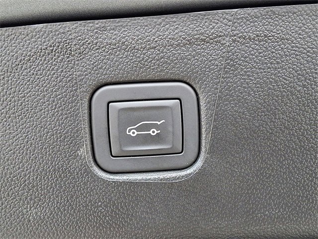 Used 2025 Chevrolet Blazer RS image 25