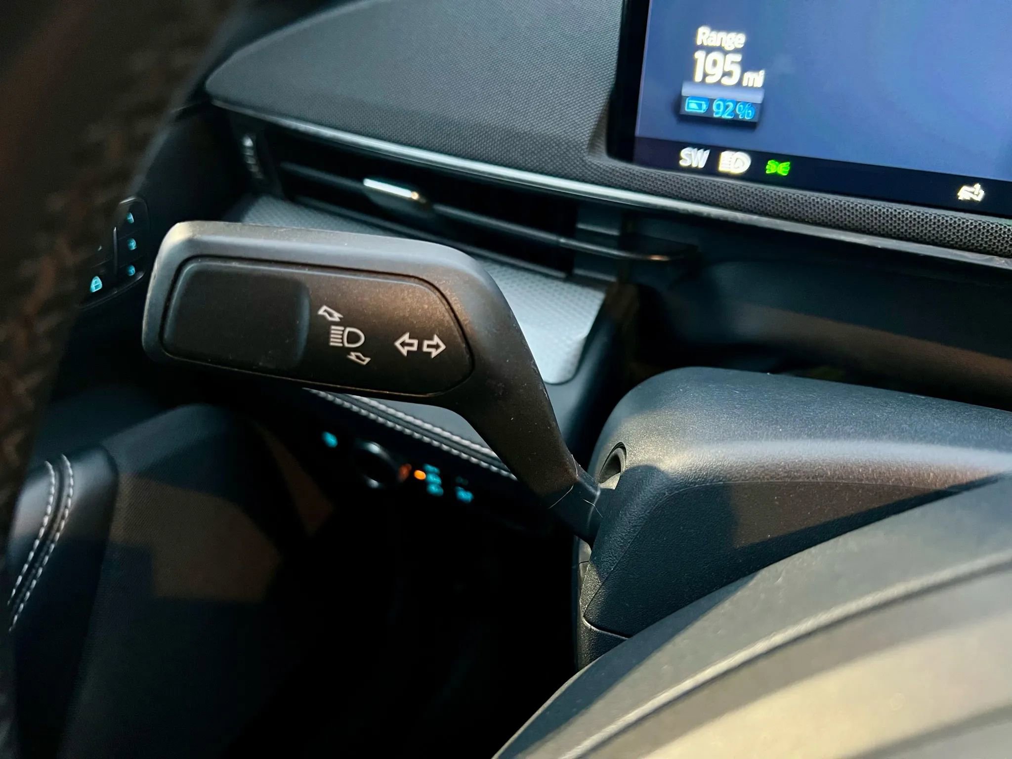 Used 2021 Ford Mustang Mach-E Select w/ Comfort/Appearance Package image 28