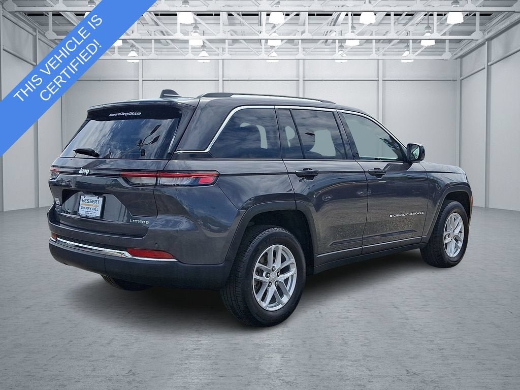 Used 2024 Jeep Grand Cherokee Laredo X AWD/4WD image 5