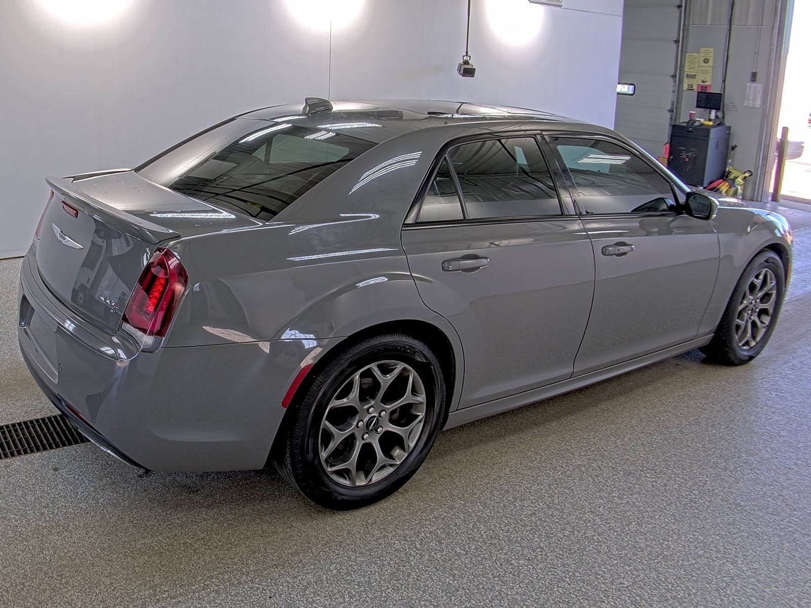 Used 2017 Chrysler 300 S w/ 300S Premium Group AWD/4WD image 3