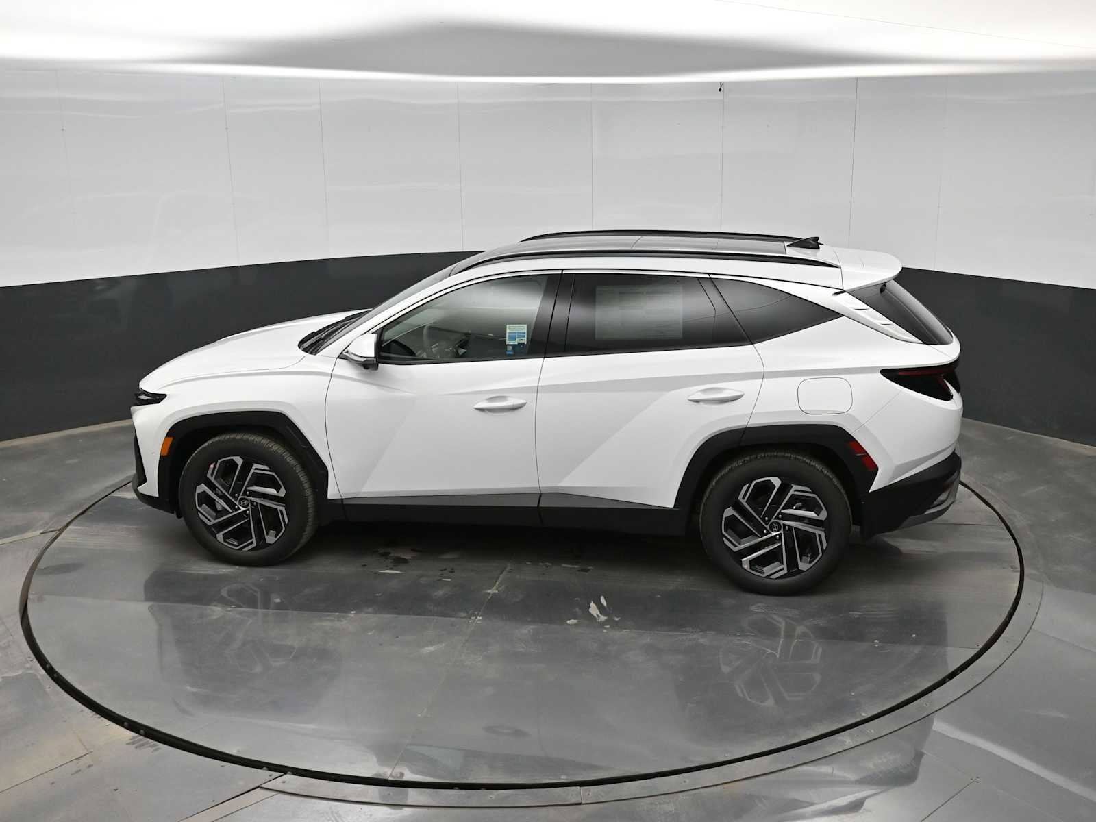 New 2026 Hyundai Tucson Limited image 26