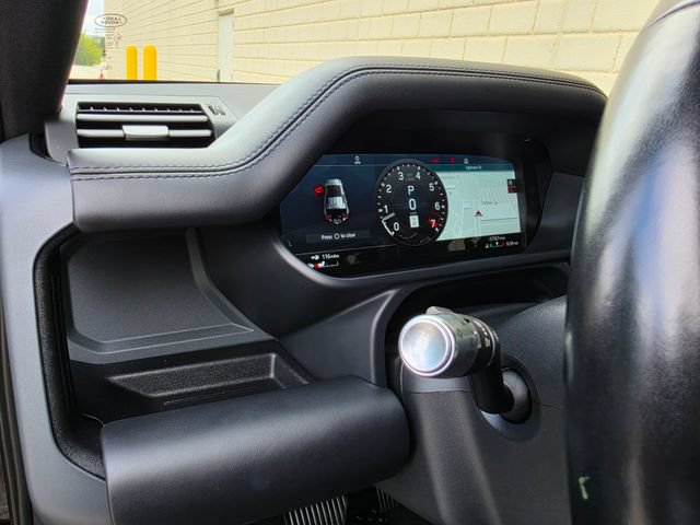 Used 2022 Land Rover Defender 110 X-Dynamic HSE AWD/4WD image 23