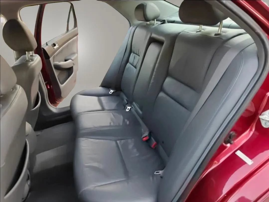 Used 2005 Honda Accord EX-L image 4