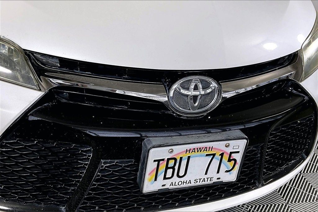 Used 2017 Toyota Camry XSE image 28