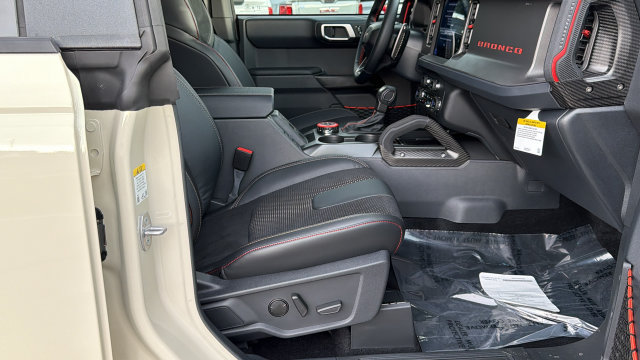 New 2026 Ford Bronco Raptor w/ Interior Carbon Fiber Pack AWD/4WD image 15