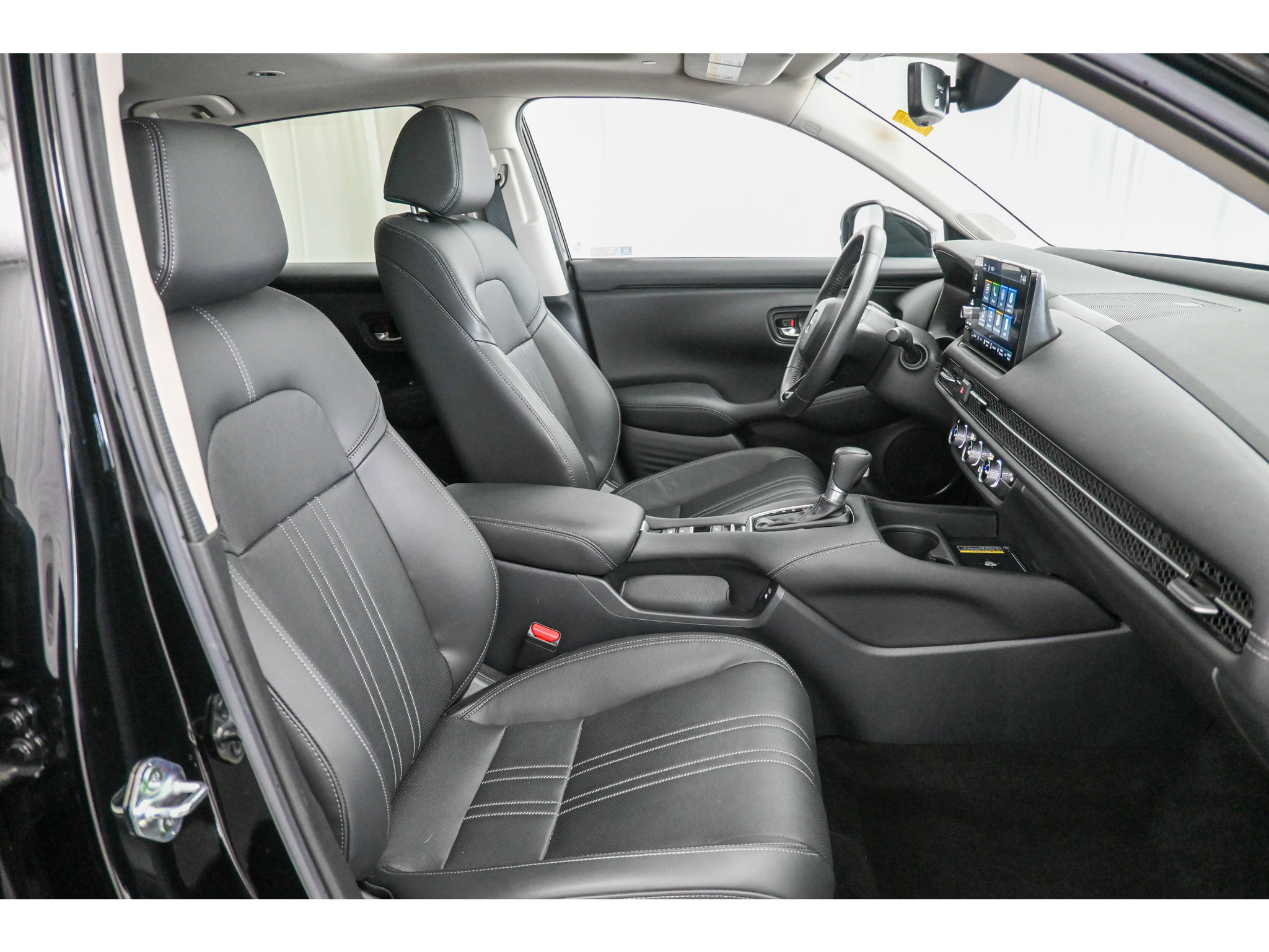 Used 2024 Honda HR-V EX-L image 17