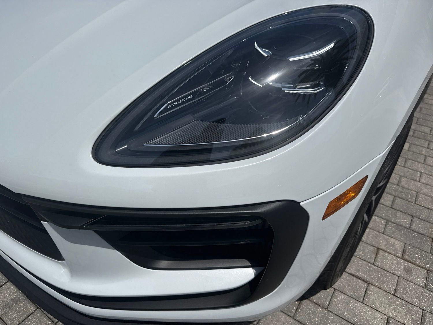 Used 2022 Porsche Macan S AWD/4WD image 38