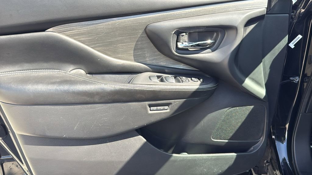 Used 2017 Nissan Murano Platinum w/ Platinum Technology Package image 20