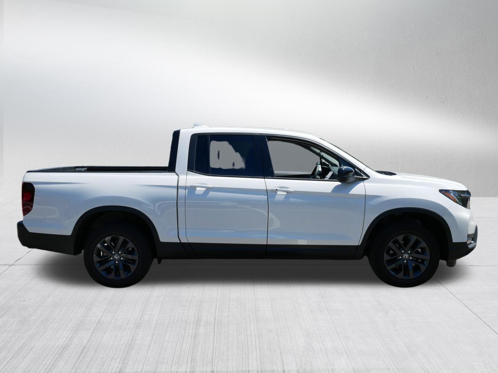 Certified 2026 Honda Ridgeline Sport image 8