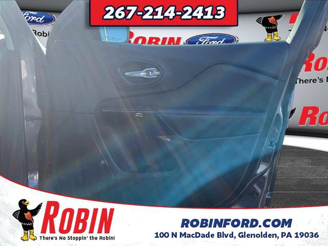 Used 2020 Jeep Cherokee Latitude Plus AWD/4WD image 28